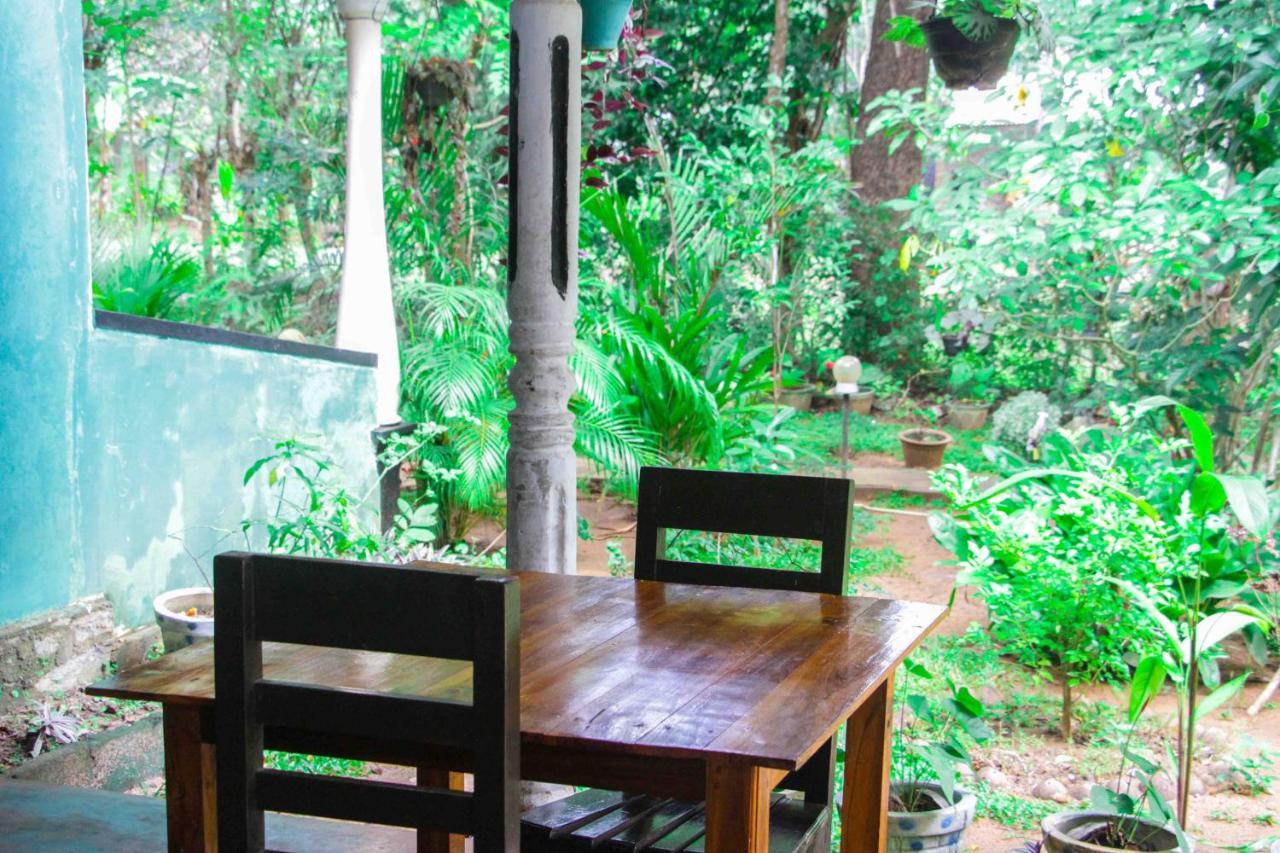 Manju Homestay Sigiriya Exterior photo