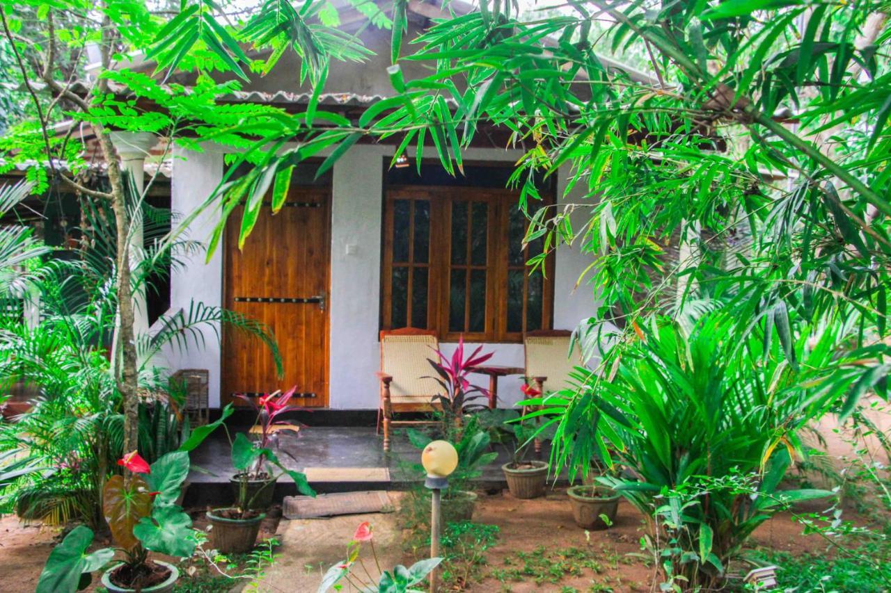 Manju Homestay Sigiriya Exterior photo